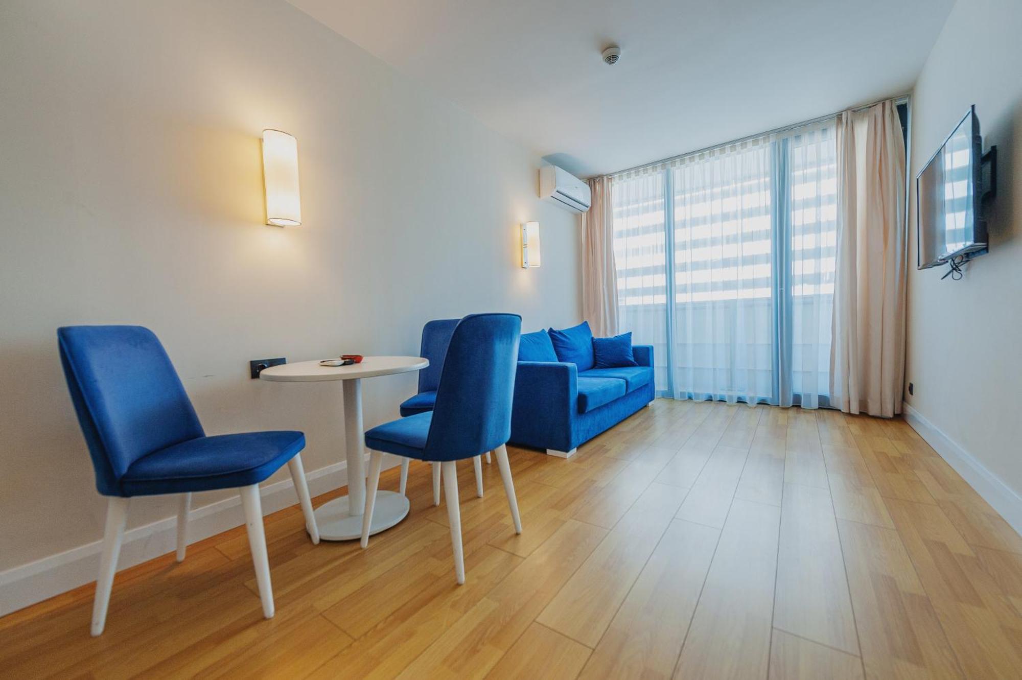P A N O R A M A A P R T H T E L Orbi With Sea View Hotel Batumi Exterior photo